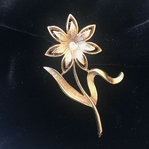 Vintage Flower Brooch